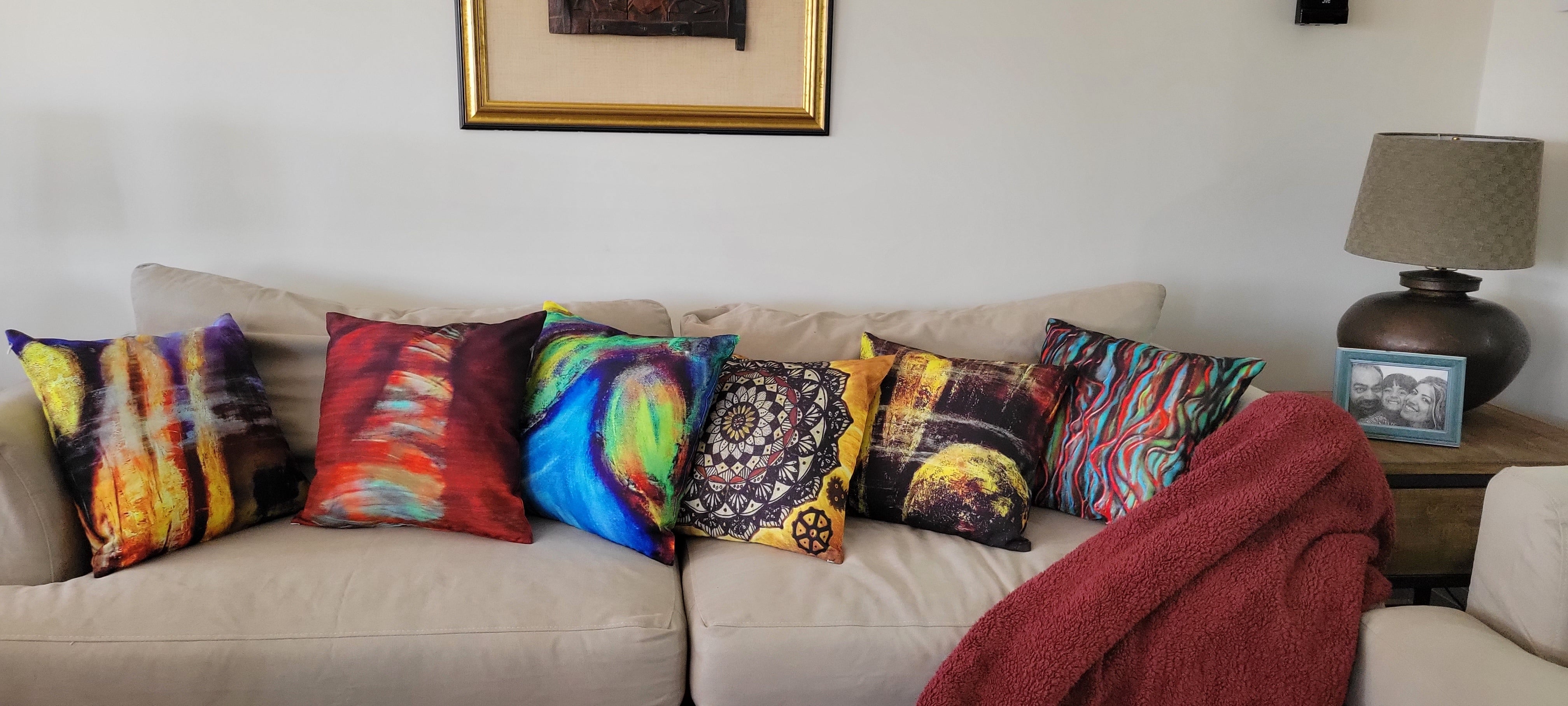 Cushion Cover / Evolution1