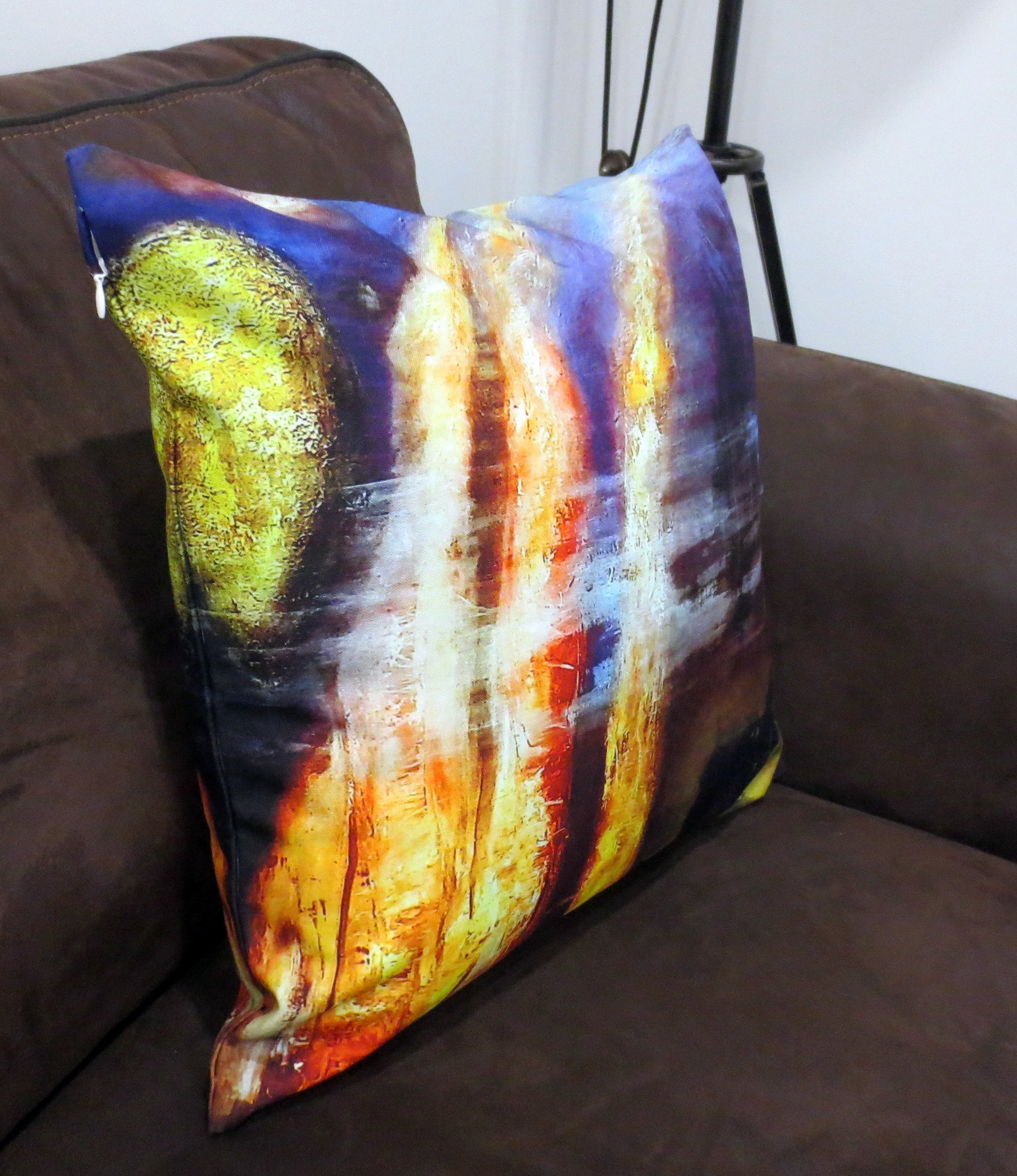 Cushion Cover / Evolution1